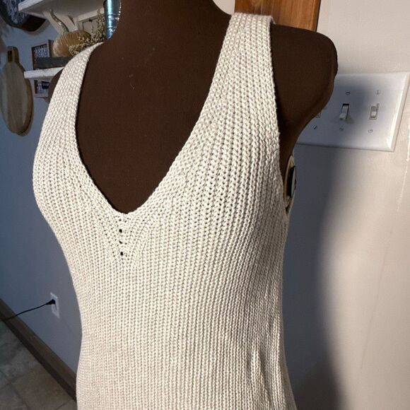 Lilly Pulitzer Jaya Sleeveless Pom Pom Fringe Cotton V Neck Knit sweater Top Siz - Picture 2 of 9